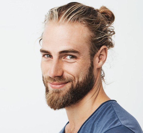 Barba con Pelo Largo